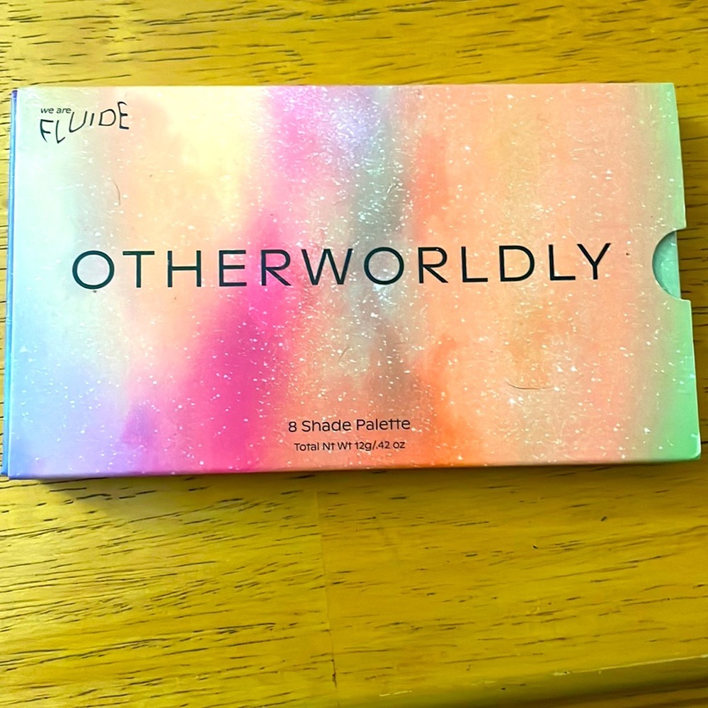 Fluide Otherworldly Eye Shadow Pallette